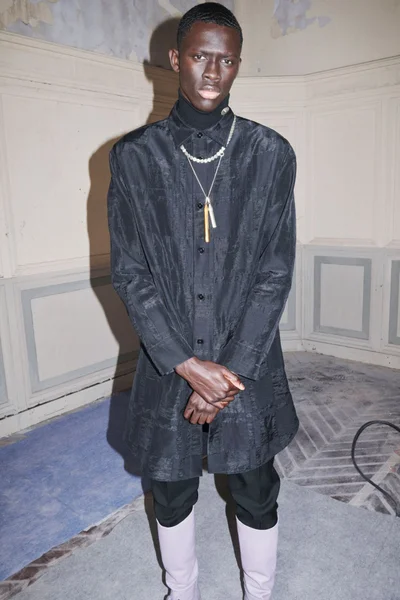 Look 23